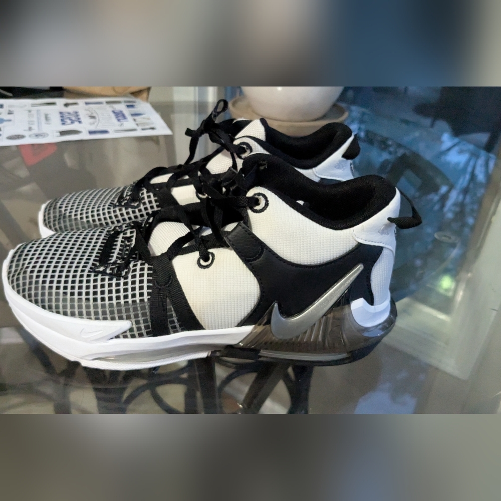 Nike LeBron Witness 7 Sz 6.5